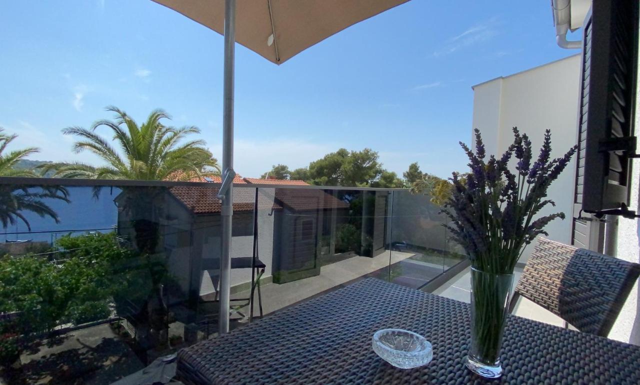 Apartments Tasha Mali Losinj Luaran gambar