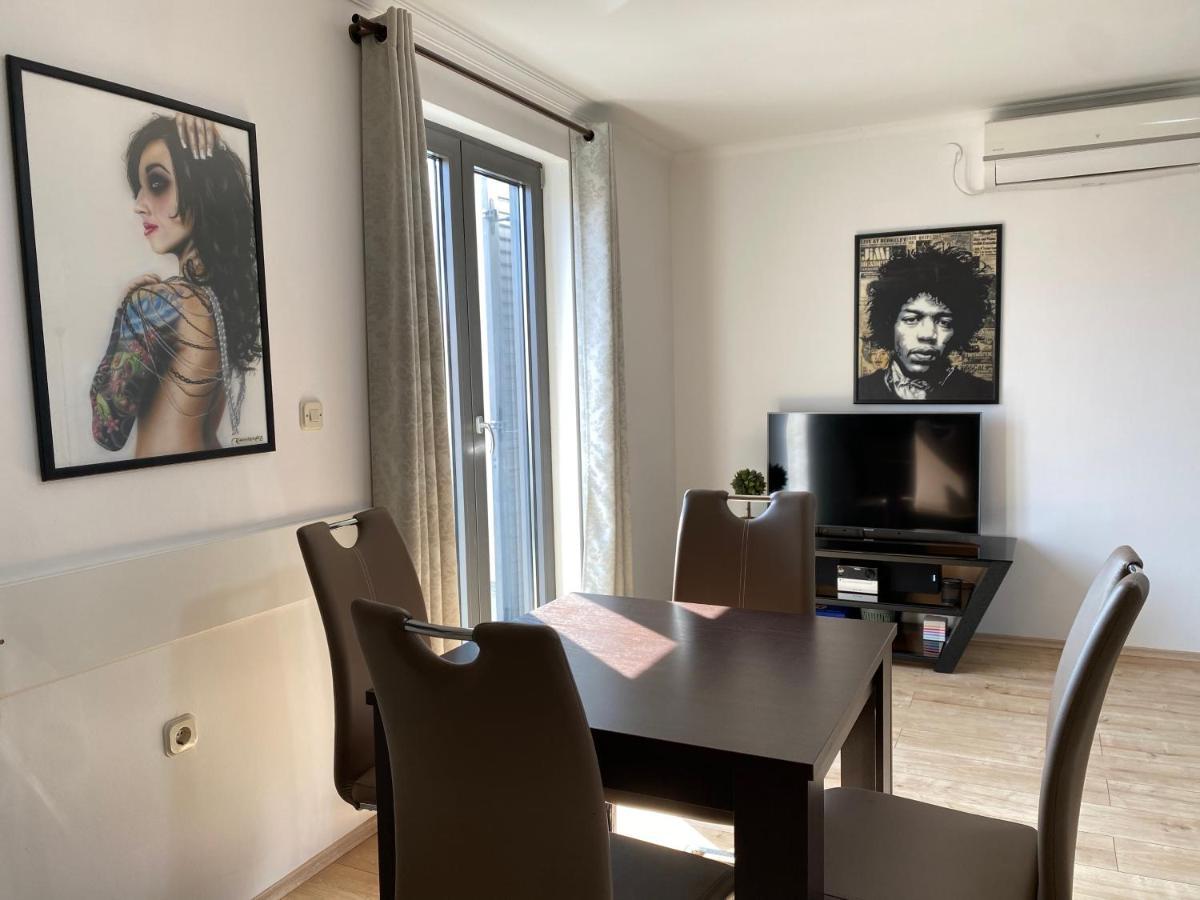 Apartments Tasha Mali Losinj Luaran gambar