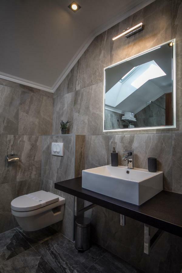 Apartments Tasha Mali Losinj Luaran gambar