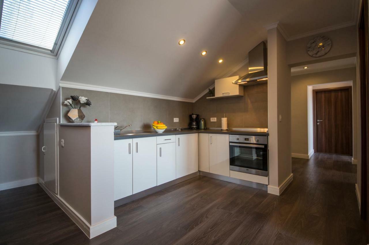 Apartments Tasha Mali Losinj Luaran gambar