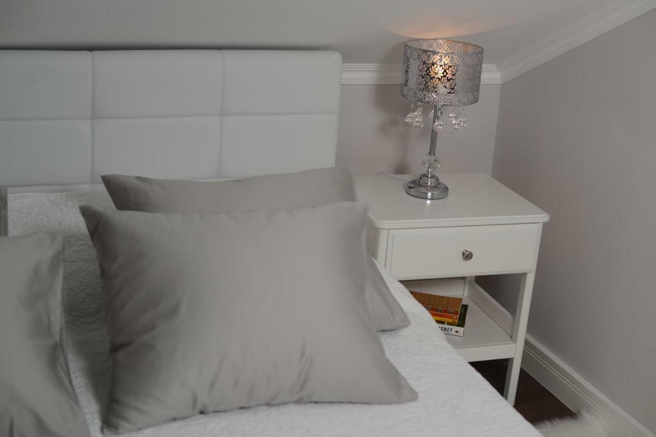 Apartments Tasha Mali Losinj Luaran gambar